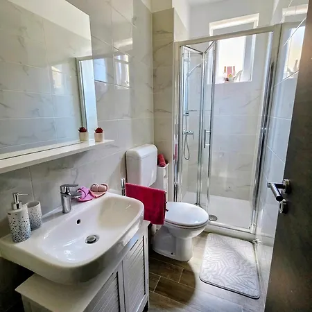 Duje Apartmán *